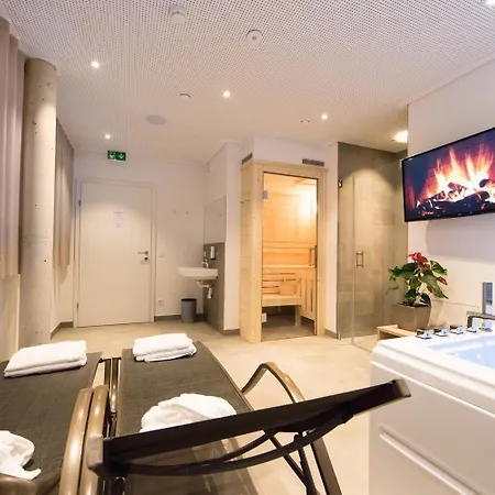 アパートホテル Vitus & 4*